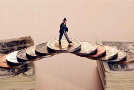 小心非农数据再“爆表” 欧元、英镑、日元、澳元和黄金交易分析