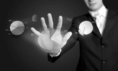 白银价格创历史新高，市场押注供应紧张与美联储降息