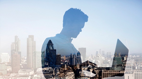 黄金价格震荡回落，美联储降息预期升温